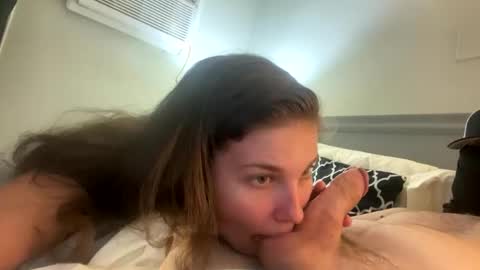 deepthroatqueen33 online show from 10.08.25