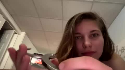 deepthroatqueen33 online show from 10.23.25