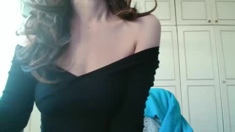 KamiDevi online show from 02.14.26