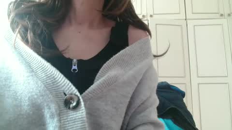 KamiDevi online show from 04.10.26