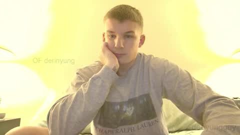 Snapshot of deeyungguy chatting on 01.13.26 more content and goodies online show from 01.13.26