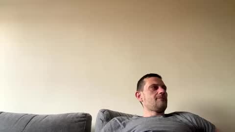 Defloy online show from 01.01.25