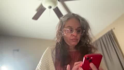 Snapshot of degeneratesaint chatting on 01.25.25 Tori online show from 01.25.25