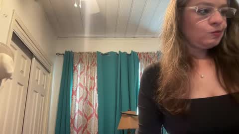 Snapshot of degeneratesaint chatting on 05.06.26 Tori online show from 05.06.26
