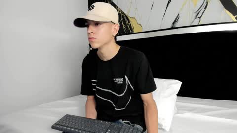 Snapshot of dei_v_48 chatting on 01.27.25 DEIVY online show from 01.27.25