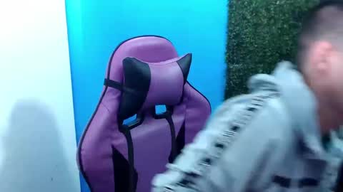 Snapshot of deiby_baby chatting on 12.03.24 DEIBY online show from 12.03.24