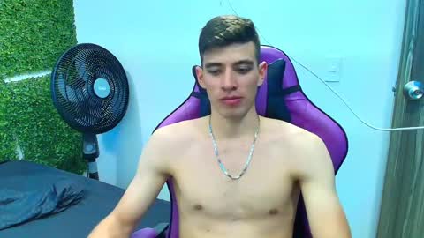 Snapshot of deiby_baby chatting on 01.19.25 DEIBY online show from 01.19.25