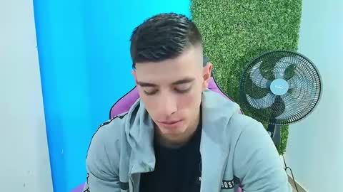 Snapshot of deiby_baby chatting on 02.09.25 DEIBY online show from 02.09.25