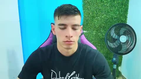 Snapshot of deiby_baby chatting on 02.10.25 DEIBY online show from 02.10.25