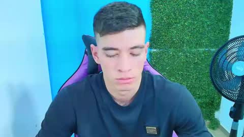 Snapshot of deiby_baby chatting on 02.12.25 DEIBY online show from 02.12.25