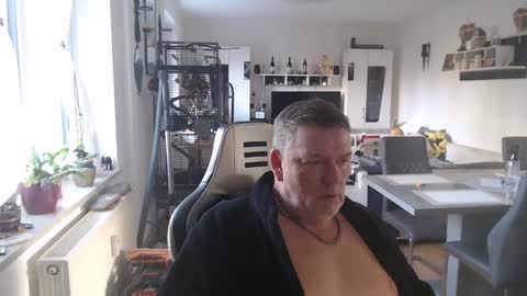 deinprinz2312 online show from 01.18.25