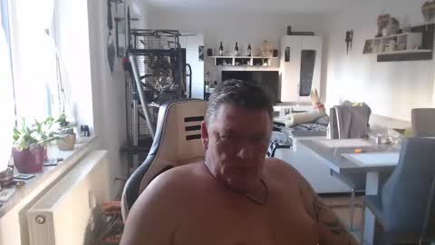 deinprinz2312 online show from 01.31.25