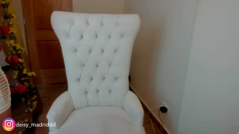 Snapshot of deisy_madrid chatting on 06.24.26 deisymadrid online show from 06.24.26