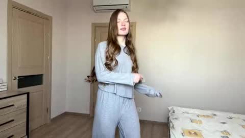 Snapshot of dejameneal chatting on 02.17.26 Mila online show from 02.17.26