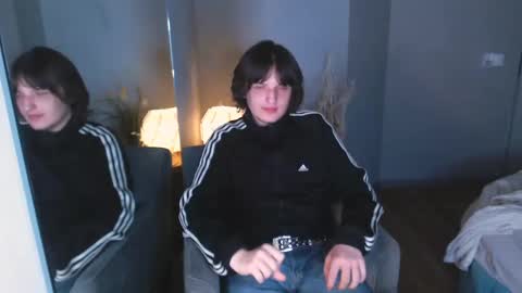 Snapshot of delalex chatting on 06.05.26 Alex online show from 06.05.26