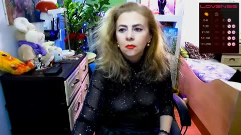 Delicacat online show from 12.05.24