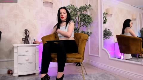 Christine online show from 02.22.25