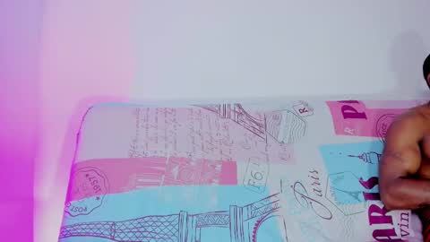 Snapshot of deliciouscocoa chatting on 02.14.25 Jean paul and Salome online show from 02.14.25