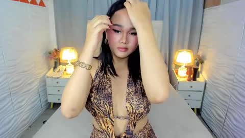 Snapshot of delightfulprincess chatting on 12.17.24 Tyra Colins online show from 12.17.24