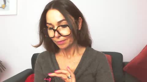 delilah_sweet online show from 09.29.25