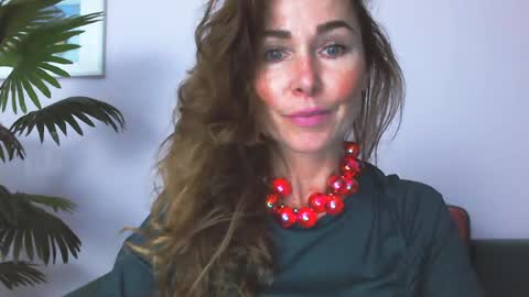 Snapshot of delilah_sweet chatting on 07.20.26 delilah_sweet online show from 07.20.26