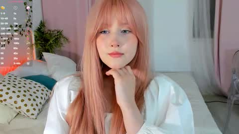 Snapshot of delilahtaylor chatting on 09.14.25 Delilah or Laila online show from 09.14.25