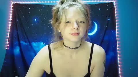 DelilaLove3412 online show from 02.19.25