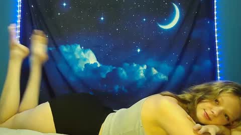 DelilaLove3412 online show from 02.28.25