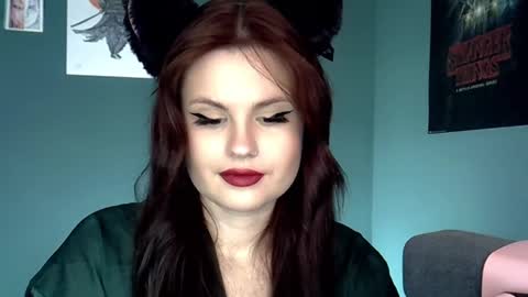 dellacrush_ online show from 02.20.25