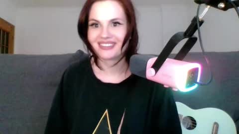 dellacrush_ online show from 03.05.25