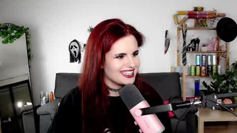 dellacrush_ online show from 10.11.25