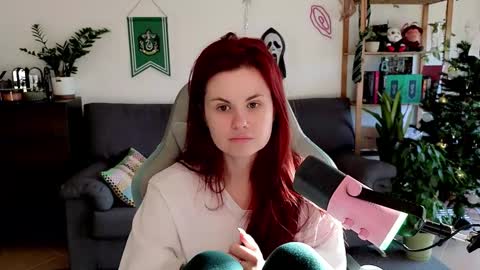 dellacrush_ online show from 12.23.25