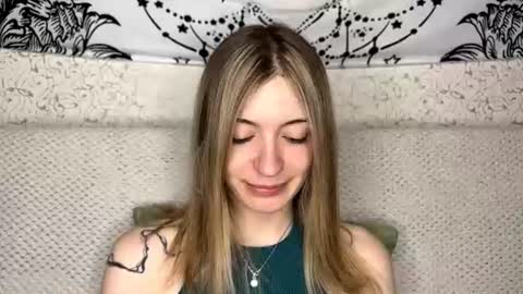 Sia online show from 06.14.26