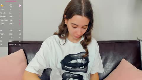 Eliza online show from 05.05.26