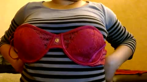 Delphine online show from 01.07.25