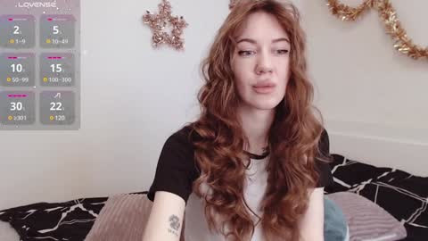 Snapshot of demiamour chatting on 12.30.24 Demi. not your babybabebb and other shit online show from 12.30.24