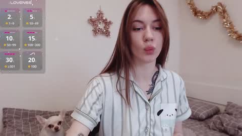 Snapshot of demiamour chatting on 01.26.25 Demi. not your babybabebb and other shit online show from 01.26.25