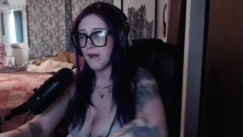 Demoness Mina online show from 10.06.25