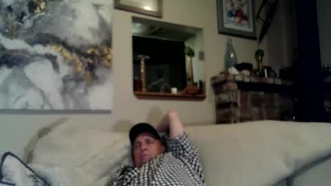 Snapshot of demuswatch chatting on 06.10.26 demus and Abby online show from 06.10.26
