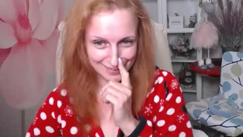 Snapshot of denhiey_here chatting on 05.28.26 denhiey online show from 05.28.26