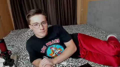 Deni online show from 10.25.25