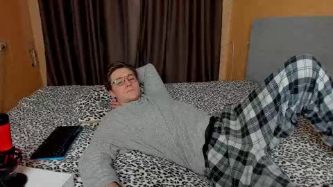 Deni online show from 12.17.25