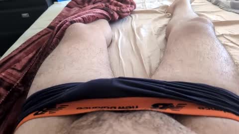 Snapshot of denis647 chatting on 01.24.25 LilRoach online show from 01.24.25