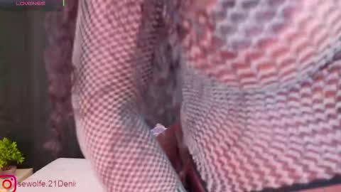 Denisse online show from 10.17.25