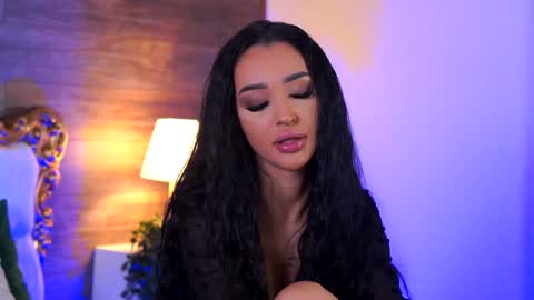 denisedevilles online show from 12.07.24