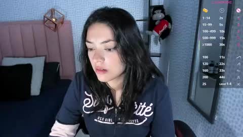 D E N I S  online show from 10.04.25