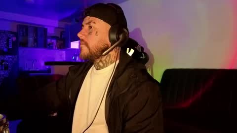 Oliver online show from 02.25.26