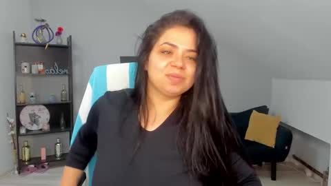 Snapshot of dennyssecharm chatting on 10.14.25 dennyssecharm online show from 10.14.25