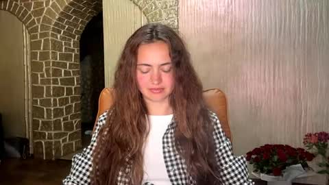 Snapshot of deonnamitcheltree chatting on 05.31.26 Eva online show from 05.31.26