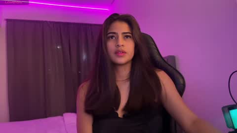 Dereck online show from 02.08.25